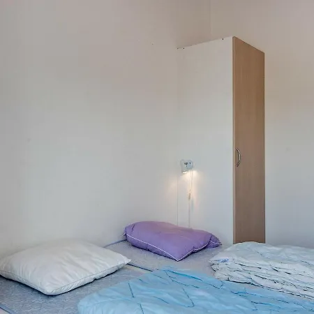 12 Person In Ebeltoft-by Traum *